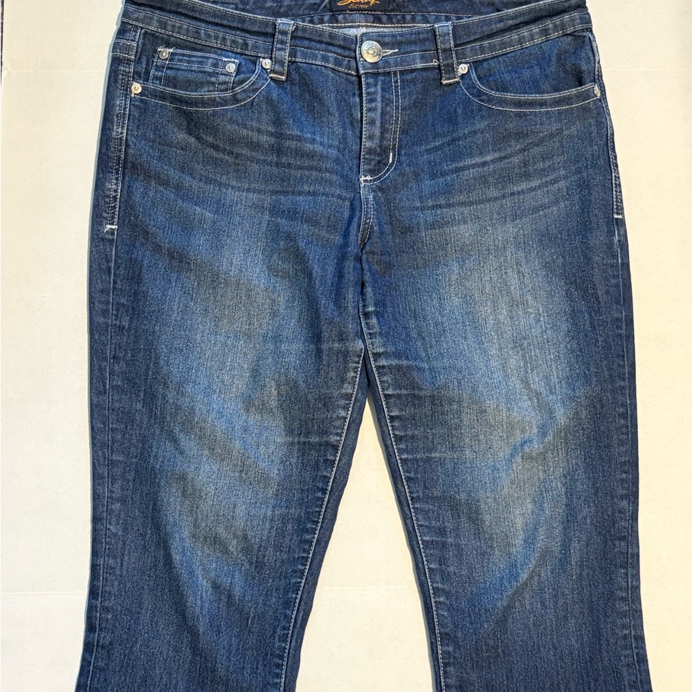 Seven7 Women's Dark Blue Shorts 18” inseam